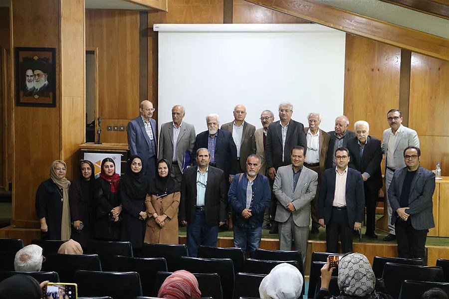 کتاب متل و متلک‌هایی از فارس در شیراز رونمایی شد