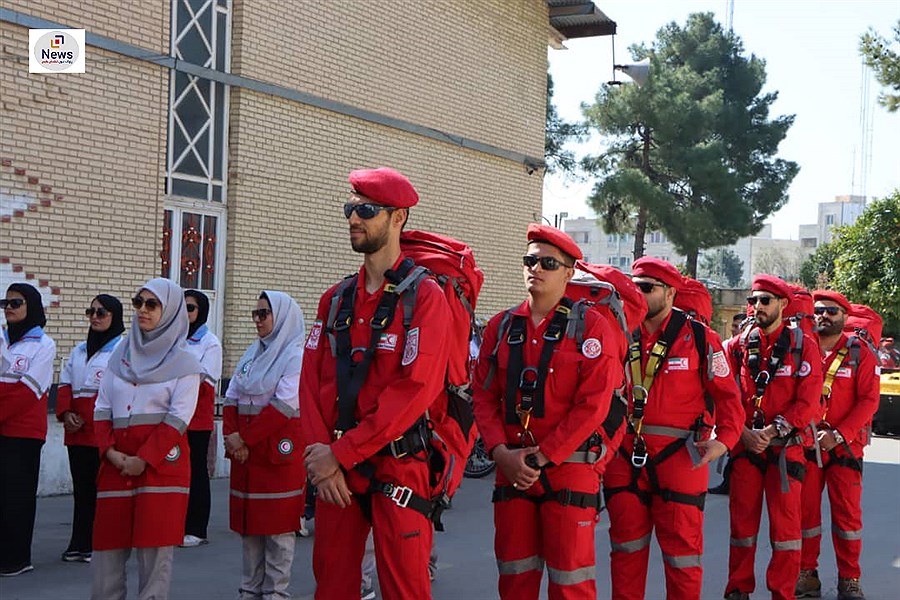 تیم‌های واکنش سریع و بالگرد هلال‌احمر فارس به بندرعباس اعزام شد